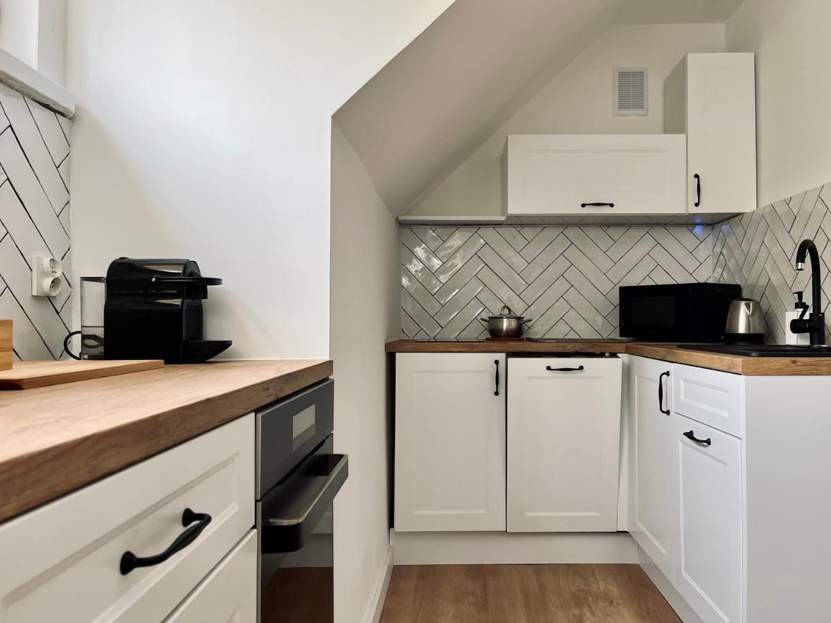 Apartament Dana Browna Jelenia Gora Bagian luar foto